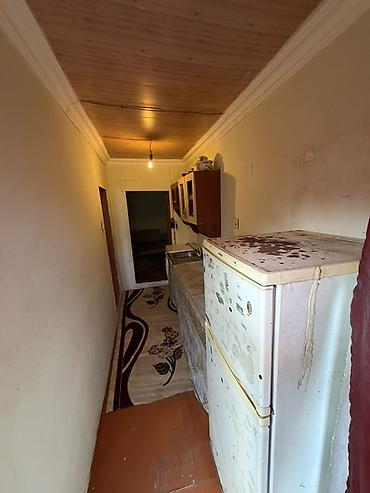 ev vaqon satilir: 2 otaqlı, 38 kv. m, Orta təmir — 4