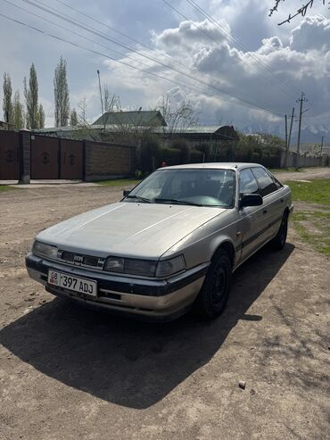 Mazda: Mazda 626: 1989 г., 2 л, Механика, Бензин, Хэтчбэк
