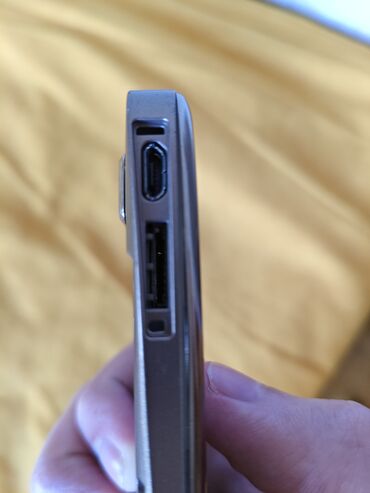 Nokia: Nokia E72, < 2 GB Memory Capacity, rəng - Qara, Düyməli -da lalafo.az — 2 Nokia: Nokia E72, < 2 GB Memory Capacity, rəng - Qara, Düyməli — 2