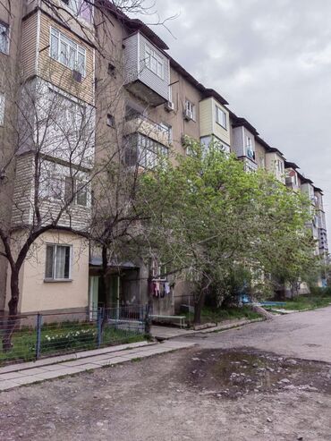 жылдыз: 2 комнаты, 50 м², 105 серия, 4 этаж, Косметический ремонт