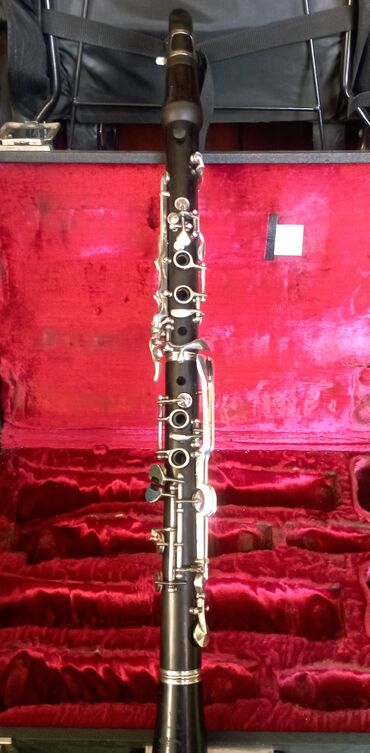 Pianolar: A Klarinet zavod 4 açki peçatlı alətdi heç bir problemi üstündə