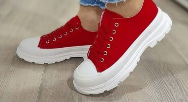 ženske sandale na štiklu: Alexander McQueen, 38, color - Red