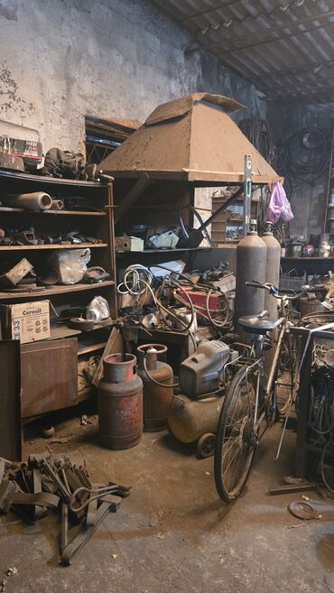 скупка не рабочих инструментов: Разная гаражная и слесарная утварь, инструменты и оборудование В