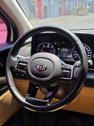carnival: Kia Carnival: 2022 г., 2.2 л, Автомат, Газ, Универсал — 7