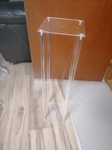 Akrilni/postament stalak za izlaganje - Materijal: providni akril