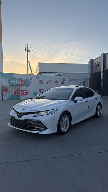 camry 55 exclusive: Toyota Camry: 2019 г., 2.5 л, Гибрид, Седан — 2