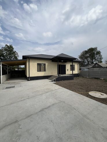 дом ак тилек: Дом, 84 м², 2 комнаты, Риэлтор, Евроремонт