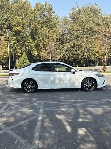 tayota auris: Toyota Camry: 2018 г., 2.5 л, Автомат, Бензин, Седан — 7