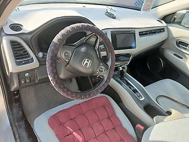 Honda HR-V: 2017 г., 1.8 л, Вариатор, Бензин, Кроссовер