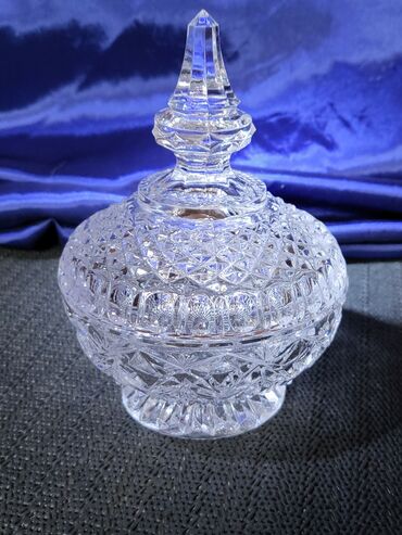 Ostalo posuđe: Kristalna nova posuda za secer iz 70,80ih. Kristalna posuda,pun — 6