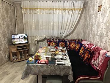 Продажа коттеджей и домов: Продаю дом в ж/м Ала-тоо общей площадью 90м2 4комнаты + — 1