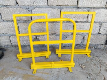 Domkratlar: No parking 
stop nişanı
parklama nişanı