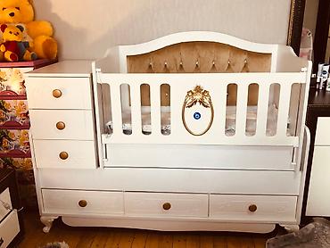 Oğlan və qız üçün, İşlənmiş, Dördbucaq, Beşik, Dəst ilə, Matras ilə, Yellənmə mexanizmsiz
