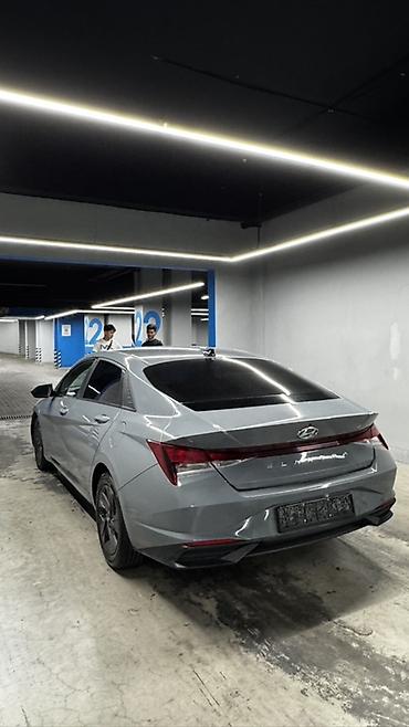 скласс: Hyundai Elantra: 2022 г., 2 л, Автомат, Бензин, Седан — 4
