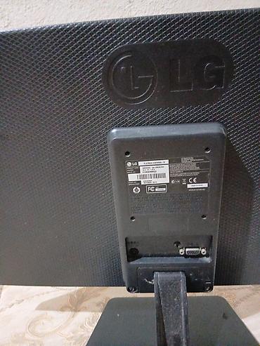 komputer manitorlari: LG Flatron E2210S-B monitor - Ekran ölçüsü: 22 düym (təxmini 21.5") - — 3
