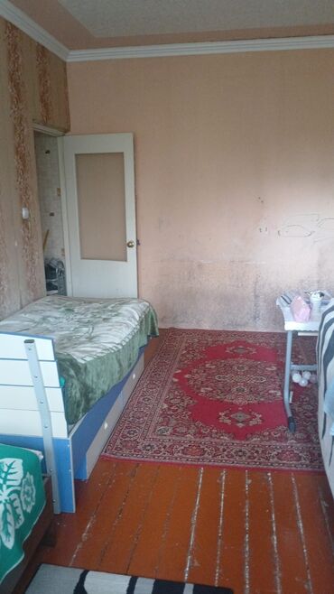 xacmazda ev alqi satqisi: Xırdalan, 4 otaqlı, Köhnə tikili, 122 kv. m