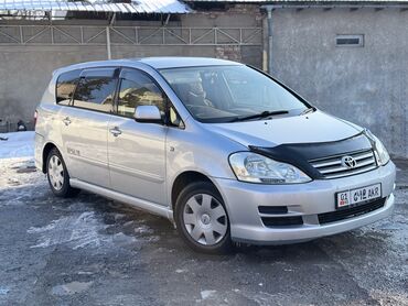 Toyota: Toyota Ipsum: 2003 г., 2.4 л, Автомат, Бензин, Минивэн