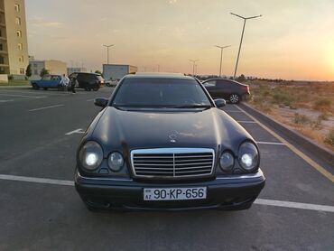 Mercedes-Benz: Mercedes-Benz 320: 3.2 l | 1996 il Sedan