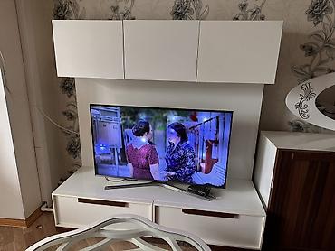dekor vitrin: Qonaq otağı üçün mebel dəsti Tərkibi: - TV stendi: aşağı bölmə (geniş — 6