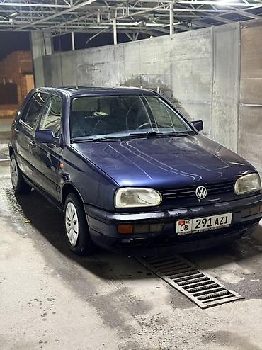 volkswagen passat b7: Volkswagen Golf: 1992 г., 1.8 л, Механика, Бензин, Хэтчбэк — 2
