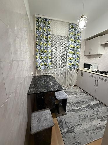 парковочное место: Сдается 3 кв район Азия молл(напроив БГУ) Чистая,светлая и очень — 3