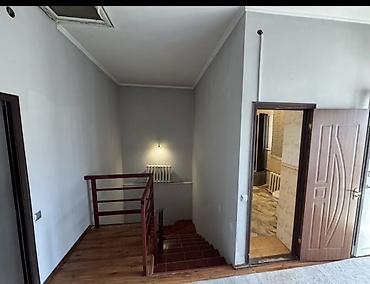 Долгосрочная аренда домов: 200 м², 5 комнат — 13