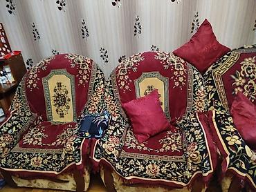 asma kreslo: Klassik üslubda yumşaq mebel dəsti - Tərkibi: 3 yerlik divan və 2 — 2