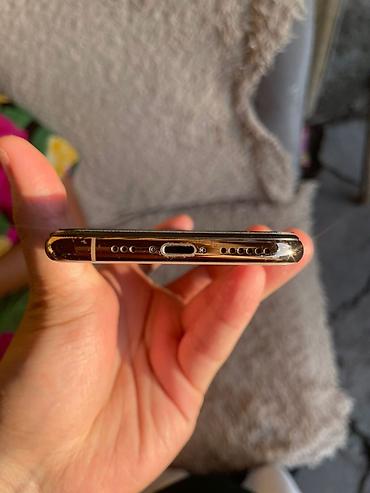 Apple iPhone: IPhone Xs, Б/у, 64 ГБ, Золотой, Чехол, 75 % — 11