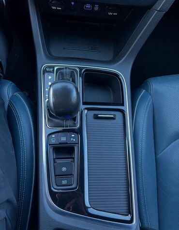 Hyundai: Hyundai Sonata: 2018 г., 2 л, Автомат, Гибрид, Седан — 14