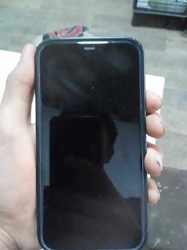 iphone x plus: IPhone 11, красный (PRODUCT)RED - Модель: iPhone 11 - Номер модели — 4
