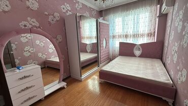 tek kravat işlənmiş: Односпальная кровать, Комод
