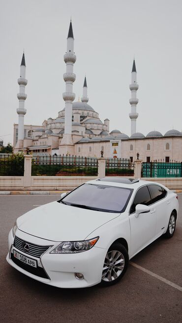 Lexus: Lexus ES: 2014 г., 2.5 л, Вариатор, Гибрид, Седан