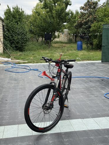 Şəhər velosipedləri: İşlənmiş Şəhər velosipedi Giant, 28", sürətlərin sayı: 12, Ünvandan götürmə — 5