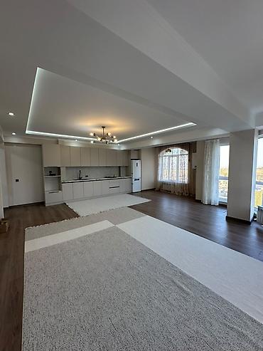 снять квартиру 3 комнаты: 2 комнаты, 70 м², 14 этаж, Свежий ремонт — 1