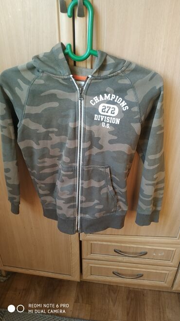 Верхняя одежда: Продаю куртки на мальчика есть теплыеесть ветроки вещи в все в at lalafo.kg — 14 Верхняя одежда: Продаю куртки на мальчика есть теплыеесть ветроки вещи в все в — 14