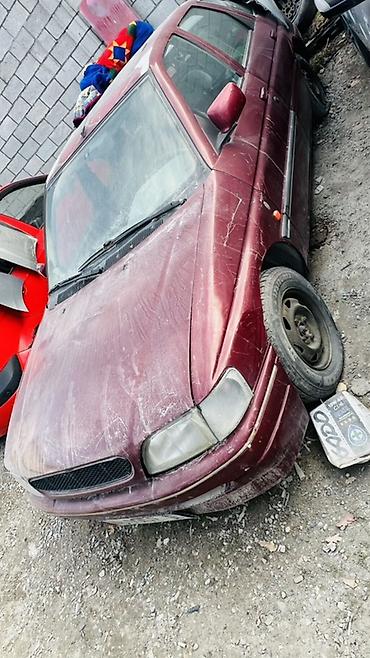 Ford Escort: 1993 г., 1.6 л, Механика, Бензин, Хэтчбэк