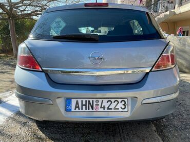 Οχήματα: Opel Astra: 1.2 l. | 2008 έ. | 180000 km. | Χάτσμπακ
