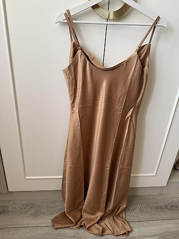 Zərif satenson maxi don - Rəng: isti karamel/qəhvəyi nude ton - lalafo.az -da Zərif satenson maxi don - Rəng: isti karamel/qəhvəyi nude ton -