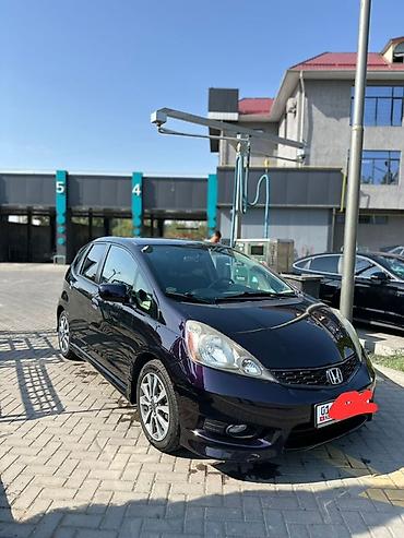 6000: Honda Fit: 2013 г., 1.5 л, Автомат, Бензин, Хэтчбэк — 3
