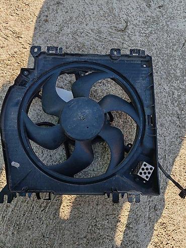 prodaja ventilatora: VENTILATOR MOTORA ZA RENAULT CLIO OD 2006. DO 2013. GOD. | — 2