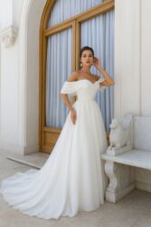 Xonça: Gəlinliklər satılır 50 azndən başlayan qiymətlərlə 051 6468914