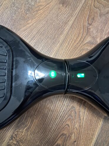 Giroskuterlər: Elektrikli hoverboard (özünütarazlayan skuter) - Rəng: qara, parlaq — 2