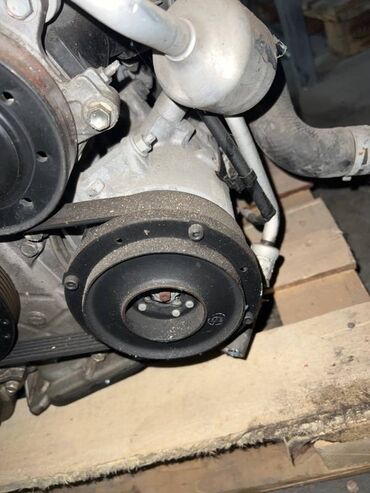 Другие автозапчасти: Компрессор кондиционера Toyota Voxy R70 3ZRFAE 2008 (б/у)