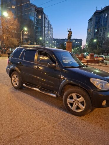 тайота ирсум: Toyota RAV4: 2004 г., 2 л, Автомат, Бензин, Внедорожник