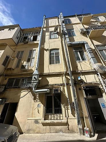 kafe stolari: Ayri mətbəx 28 də milli bankin yaninda icərə verilir. 3 faza elektrik — 4