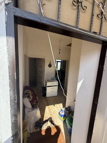 Həyət evləri və villaların satışı: Lökbatan qəs. 3 otaqlı, 72 kv. m, Kredit var, Orta təmir — 7