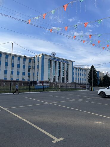 семейная пара для работы в загородном доме с проживанием: Монтажник алюкобонд бригада керек 
Каракол