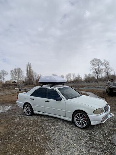 автозапчасти мерседес: Mercedes-Benz C-Class: 1994 г., 3.2 л, Механика, Бензин, Седан