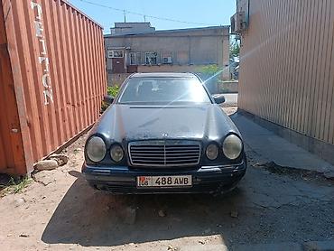 x class: Mercedes-Benz E-Class: 1998 г., 2.8 л, Автомат, Бензин, Седан — 4