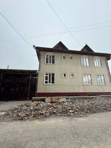 куплю дом жибек жолу: Дом, 200 м², 7 комнат, Агентство недвижимости, Евроремонт